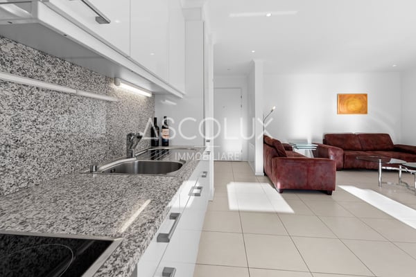 Appartamento 1.5 locali con ampia terrazza e vista aperta - possibile come appartamento di vacanza | FERIENWohnung mit 1.5 Zimmern, großer Terrasse und freier Aussicht 4