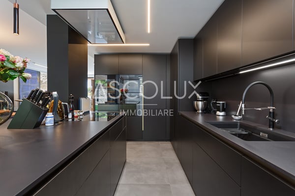 Esclusivo appartamento con giardino di 1.5 locali con climatizzazione completa | Exklusive 1.5-Zimmer-Gartenwohnung mit vollständiger Klimatisierung 10