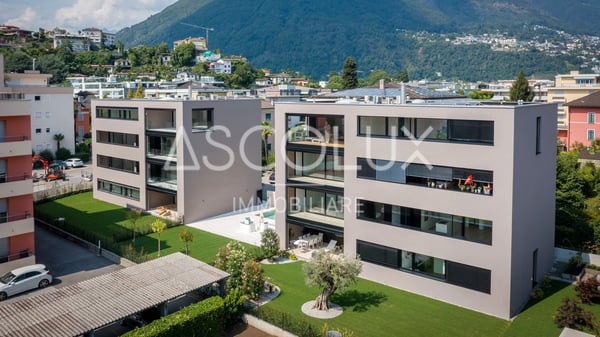 Moderne 2.5-Zimmer-Wohnung in Residenz mit beheiztem Außenpool und Sauna 2