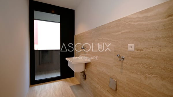 Moderne 2.5-Zimmer-Wohnung in Residenz mit beheiztem Außenpool und Sauna 15