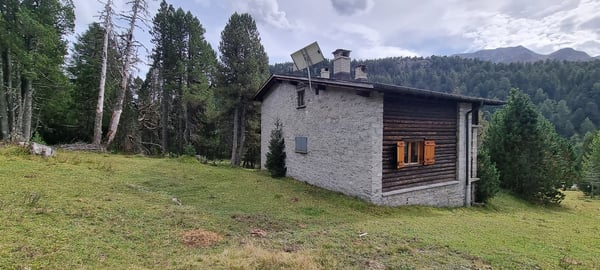 Incantevole chalet in legno, ai piedi del passo del Lucomagno 2