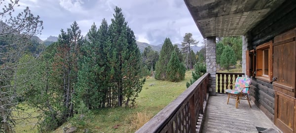 Incantevole chalet in legno, ai piedi del passo del Lucomagno 4