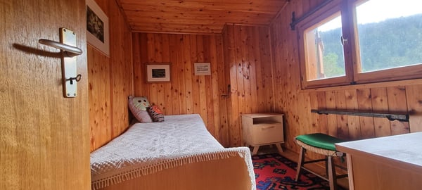 Incantevole chalet in legno, ai piedi del passo del Lucomagno 9