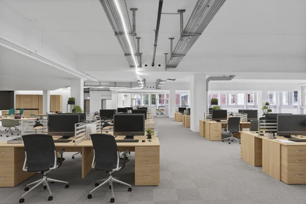 Viel Platz. Vielseitige Möglichkeiten. Ihre neue Produktions- oder Lagerfläche! 2