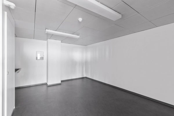 Viel Platz. Vielseitige Möglichkeiten. Ihre neue Produktions- oder Lagerfläche! 12