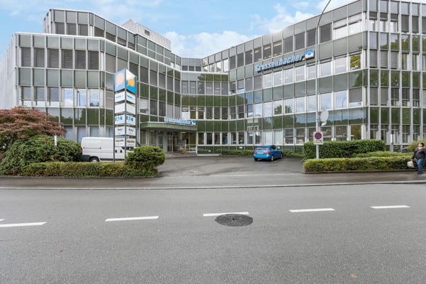 Viel Platz. Vielseitige Möglichkeiten. Ihre neue Produktions- oder Lagerfläche! 1