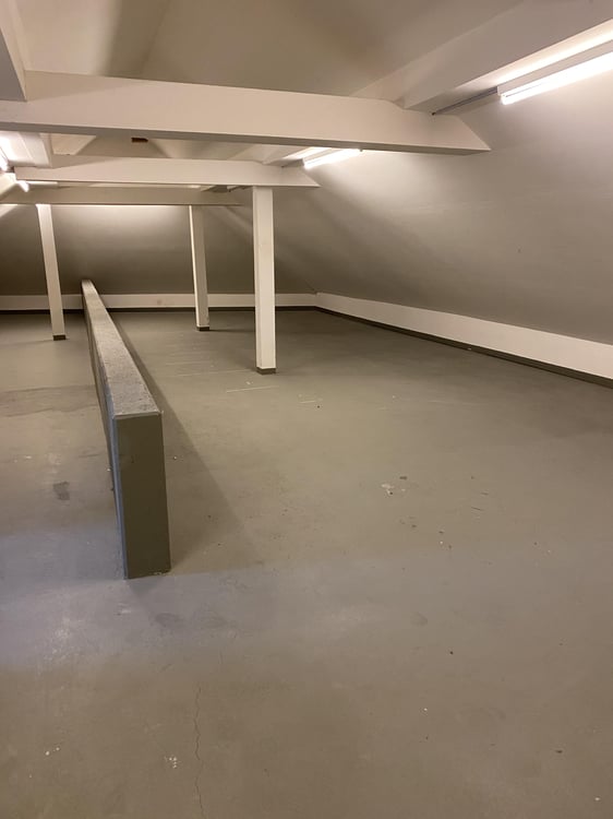 Lager-/Hobbyraum im Zentrum von Neuhausen 2