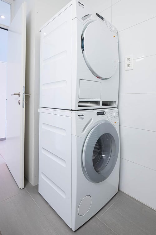 1.5 Zimmerwohnung in Feuerthalen 9