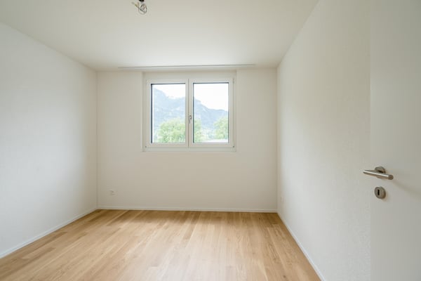 1.5 Zimmerwohnung in Cazis 10