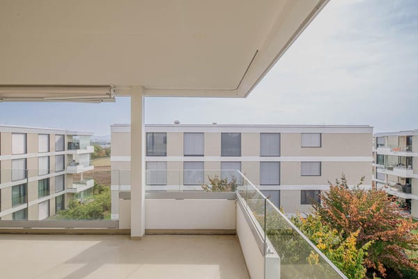 Schöne und helle 4.5 Zimmerwohnung in Kloten zu vermieten 3