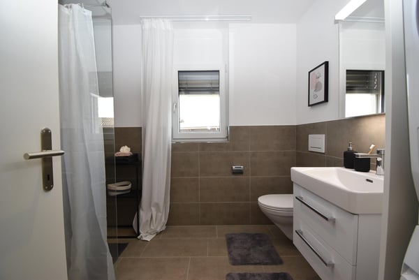 2.5 Zimmerwohnung in Arnegg 6