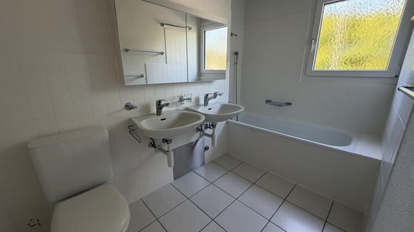 Befristet bis 30.09.2027 / 5.5 Zimmerwohnung in Tann 8