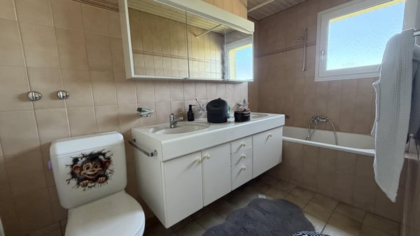 Befristet bis 30.09.2027 / 3-Zimmer-Wohnung in Tann 7