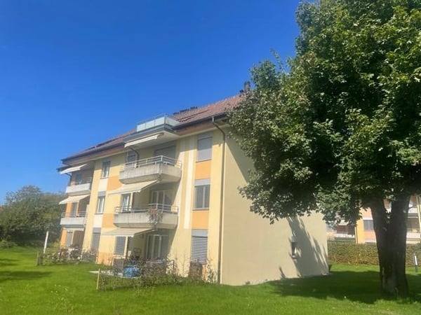Befristet bis 30.09.2027 / 3-Zimmer-Wohnung in Tann 1