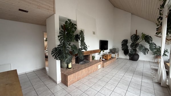 Befristet bis 28.02.2030 / 3.5 Zimmerwohnung in Tann 5