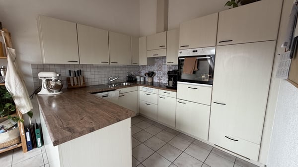 Befristet bis 28.02.2030 / 3.5 Zimmerwohnung in Tann 2