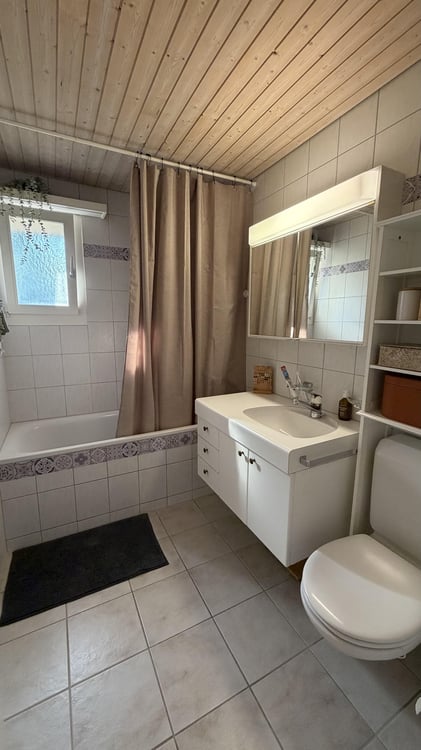 Befristet bis 28.02.2030 / 3.5 Zimmerwohnung in Tann 7