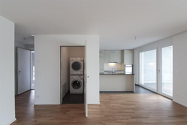 Moderne 2.5 Zimmer-Wohnung 2