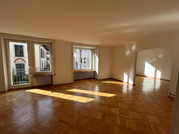Grosszügige 3-Zimmerwohnung im beliebten Zürcher Seefeld 1