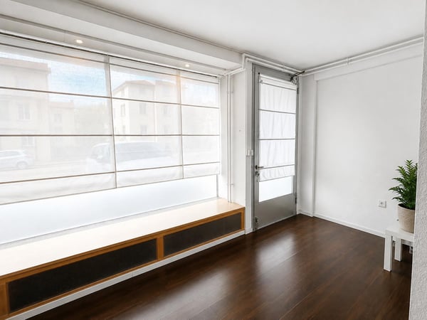 Vielseitige Laden- und Gewerbefläche mit attraktiver Schaufensterfront 7