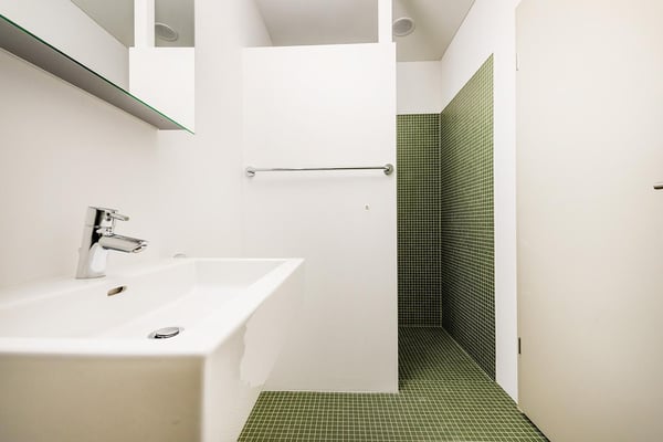 Hochwertige 4.5-Zimmerwohnung mit Terrasse in sonniger Lage 5