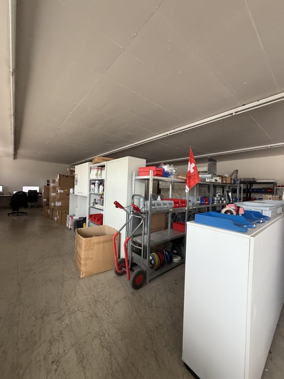 Gewerbe in Bassersdorf 10