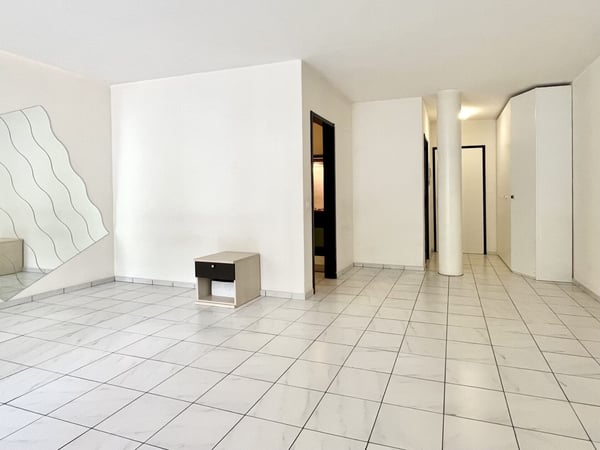 MONOLOCALE ARREDATO CON BALCONE IN ZONA SERVITA A CANOBBIO 1