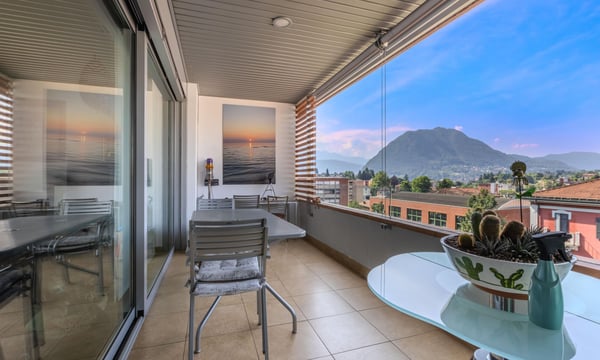 GRANDE E MODERNO 1.5 LOCALI CON TERRAZZA A LUGANO CENTRO 2