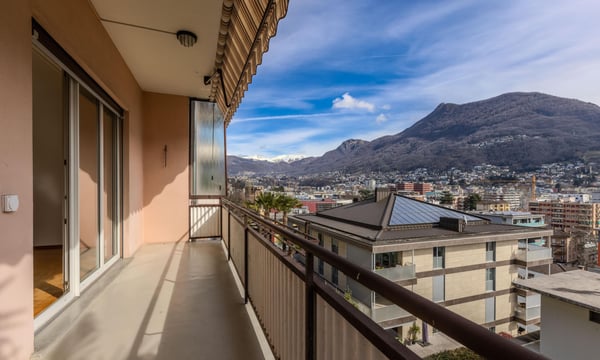 AMPIO 1.5 CON VISTA APERTA IN ZONA CENTRALE DI LUGANO 2