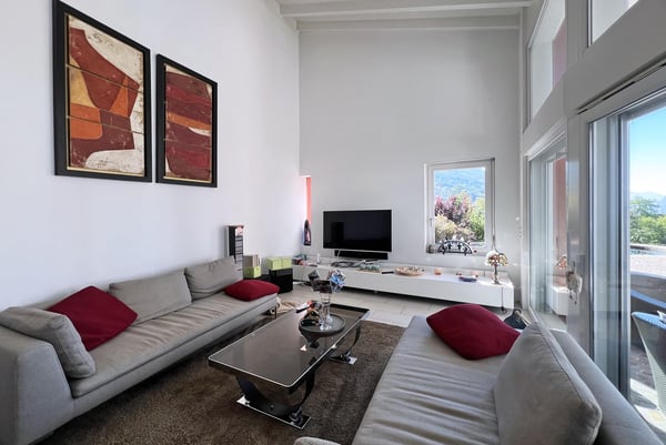 VILLA 1.5 CON PISCINA E VISTA PANORAMICA A LUGANO CADRO 4