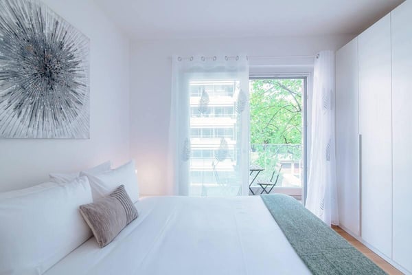 MODERNO 1.5 LOCALI ARREDATO CON BALCONE IN CENTRO A LUGANO 5