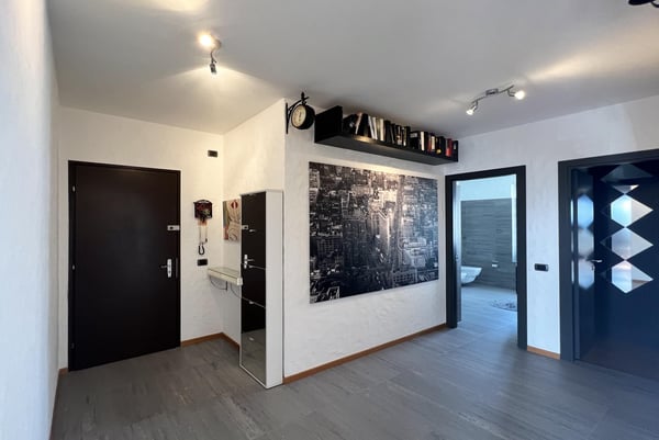 AMPIO 1.5 DI 80 MQ ULTIMO PIANO IN ZONA CENTRALE A LUGANO 5