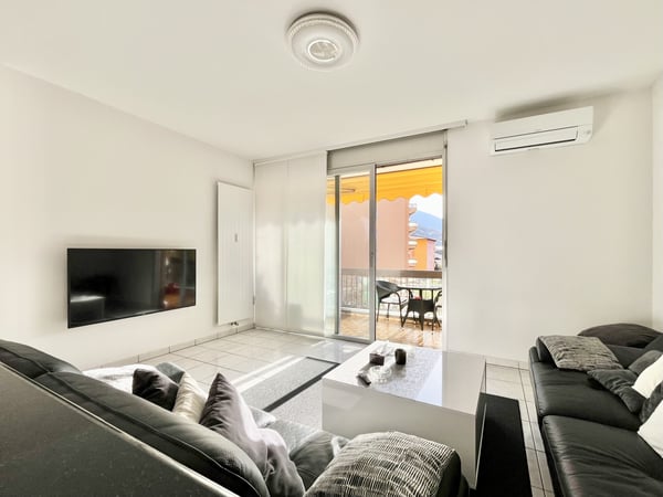 AFFITTASI AMPIO ATTICO 1.5 LOCALI CON TERRAZZO A BELLINZONA 5