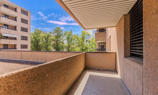 AMPIO SPAZIO COMMERCIALE IN ZONA CENTRALE A VIGANELLO 3