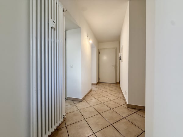 AFFITTASI GRANDE LUMINOSO APPARTAMENTO 1.5 LOCALI A MAROGGIA 6