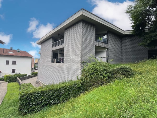 AFFITTASI AMPIO 1.5 LOCALI ARREDATO CON BALCONE A CANOBBIO 8