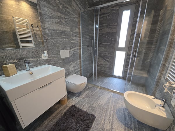 MODERNO 1.5 LOCALI IDEALE ANCHE COME B&B A BELLINZONA 6