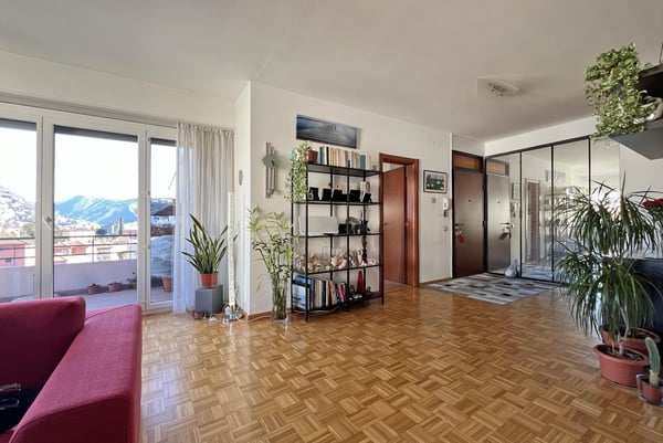 AFFITTASI ATTICO 1.5 IN RESIDENZA CON PISCINA A LUGANO 4