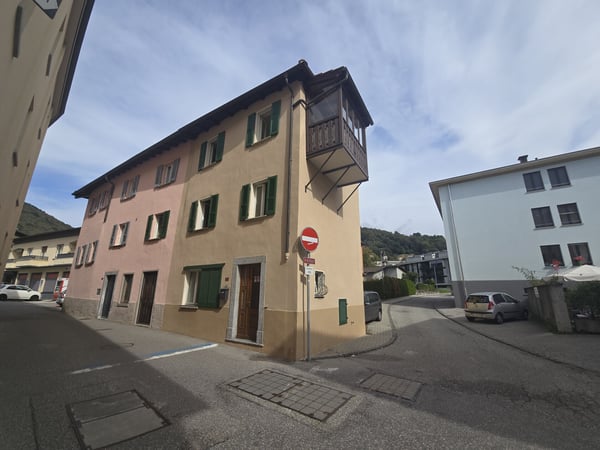 CASA DI NUCLEO PARZIALMENTE DA RISTRUTTURARE A TESSERETE 9