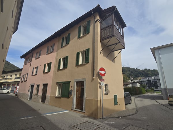 CASA DI NUCLEO PARZIALMENTE DA RISTRUTTURARE A TESSERETE 1