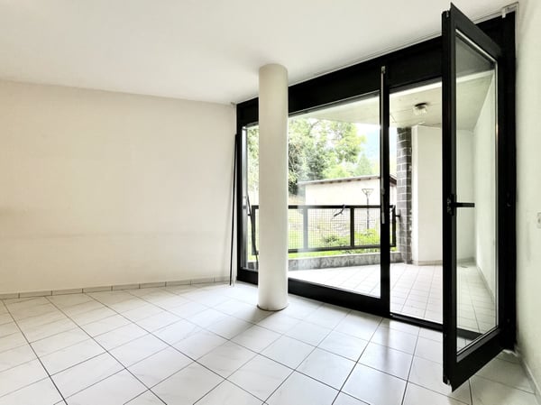 MONOLOCALE ARREDATO CON BALCONE IN ZONA SERVITA A CANOBBIO 3