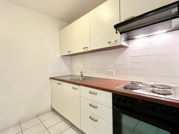 MONOLOCALE ARREDATO CON BALCONE IN ZONA SERVITA A CANOBBIO 8