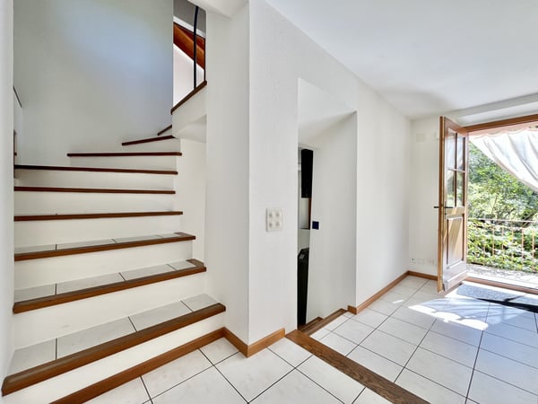 AFFITTASI CASA TICINESE DI 1.5 LOCALI CON CORTE A BARBENGO 2