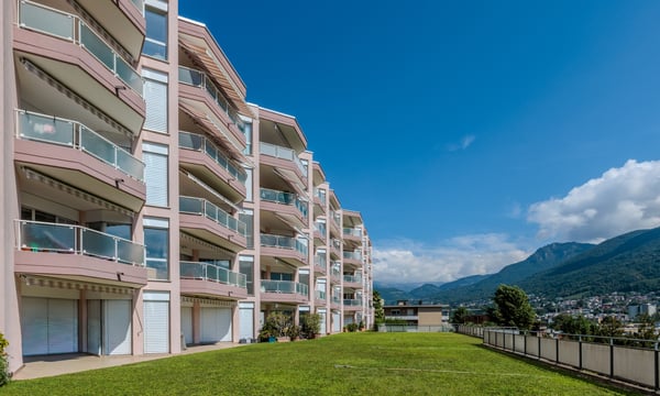 LUMINOSO 1.5 LOCALI VISTA LAGO IN ZONA CENTRALE DI LUGANO 9