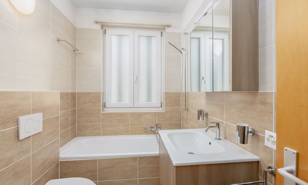 OCCASIONE - 1.5 LOCALI CON TERRAZZA A MASSAGNO 8