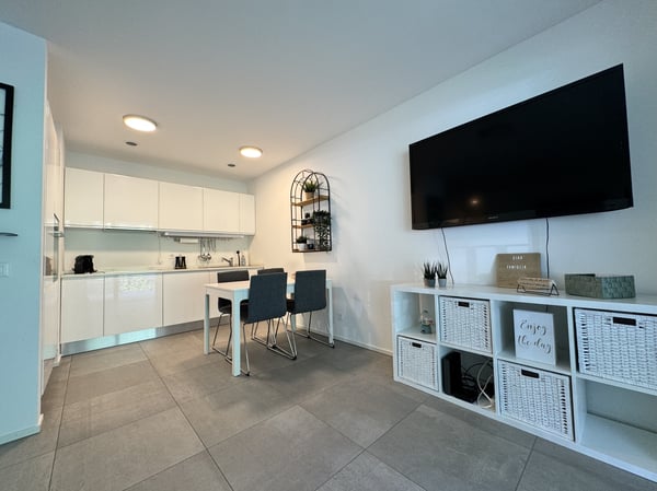 MODERNO E LUMINOSO 2.5 IN RESIDENZA CON PISCINA A BARBENGO 1