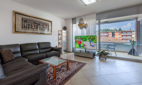 GRANDE E MODERNO 1.5 LOCALI CON TERRAZZA A LUGANO CENTRO 1