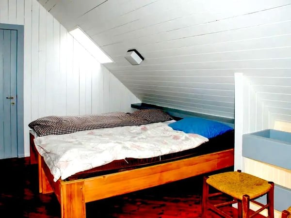 IMPIANTO TURISTICO CON PISCINA E RISTORANTE NEL MALCANTONE 9