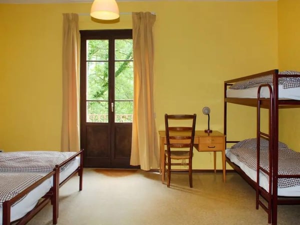 IMPIANTO TURISTICO CON PISCINA E RISTORANTE NEL MALCANTONE 8