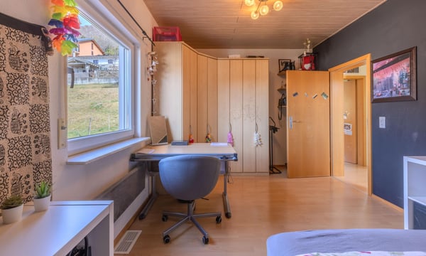 BELLA CASA DI 1.5 LOCALI CON GIARDINO A BANCO 6